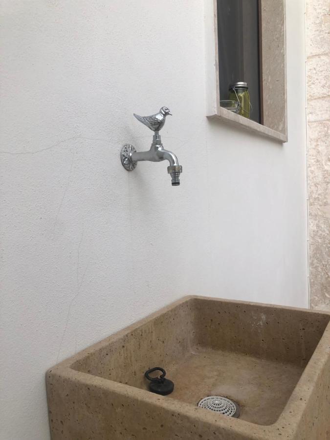 Nido Di Pietra-Dimora In Centro Bed and Breakfast Alberobello Eksteriør billede