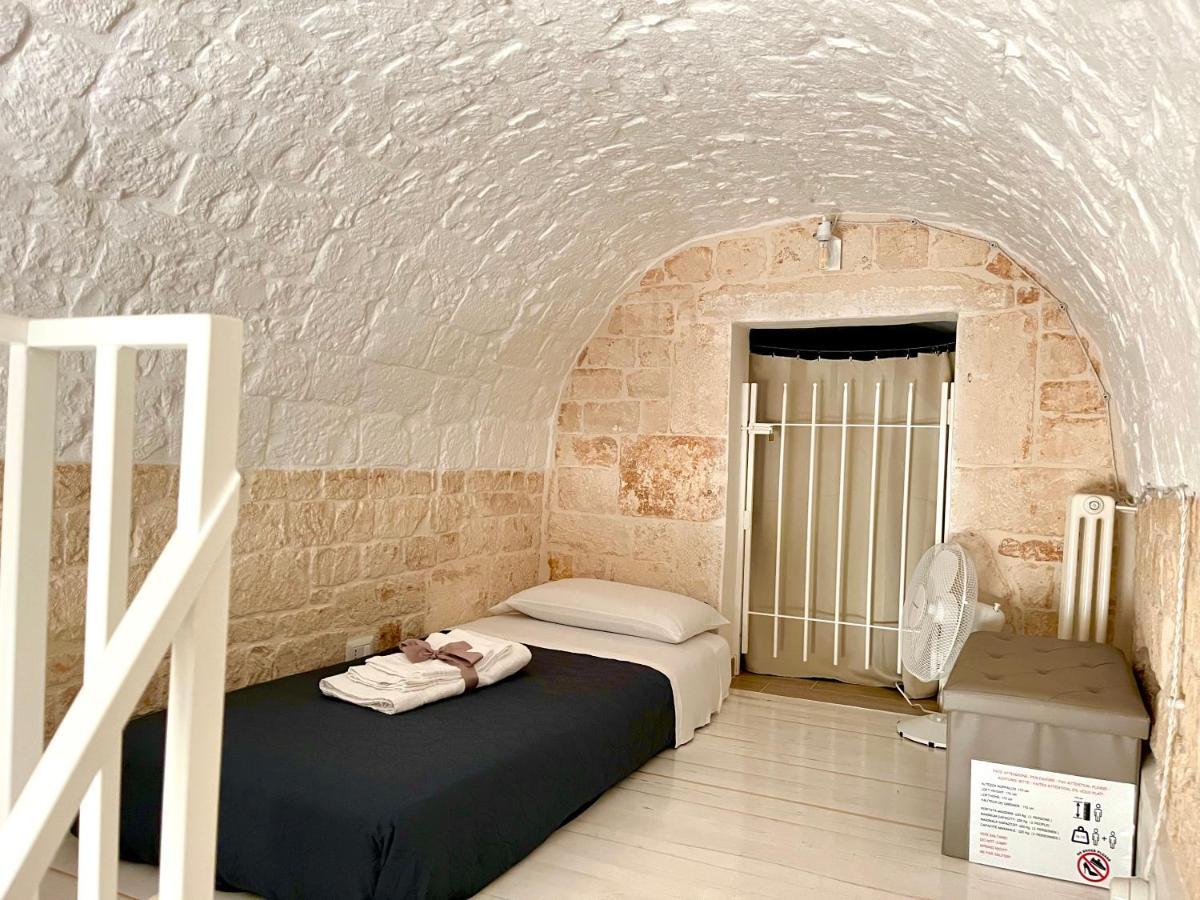 Nido Di Pietra-Dimora In Centro Bed and Breakfast Alberobello Eksteriør billede